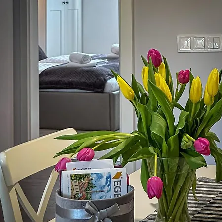 Apartament Garden *